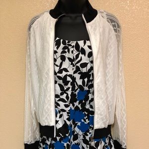 White lace sweater (New)